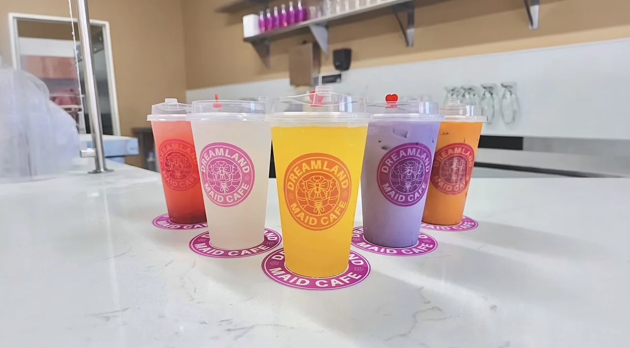 A lineup of colorful Dreamland bubble teas on the cafe counter